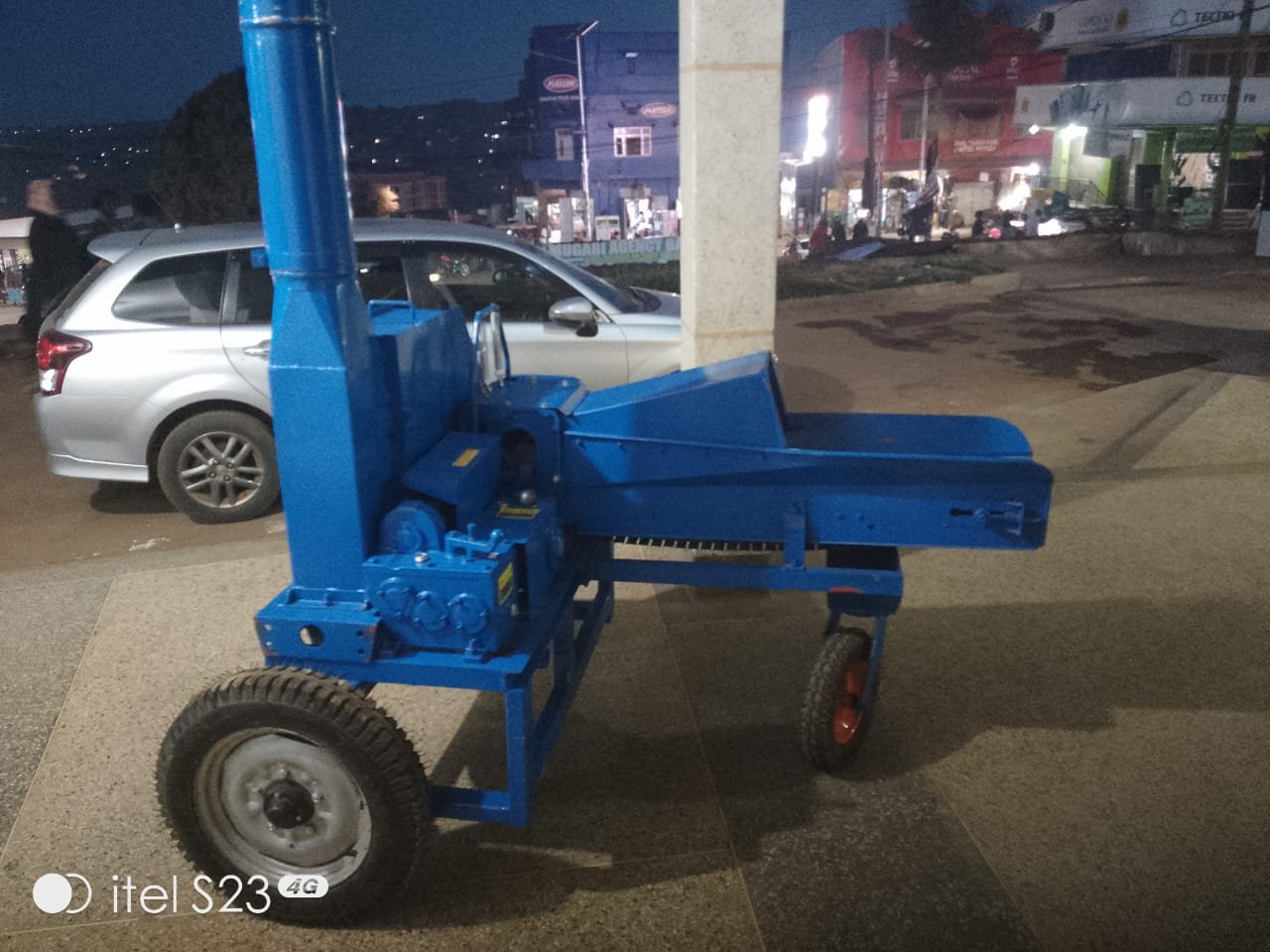Commercial Heavy-Duty Silage Machine 5-Ton/hr (20HP Diesel)